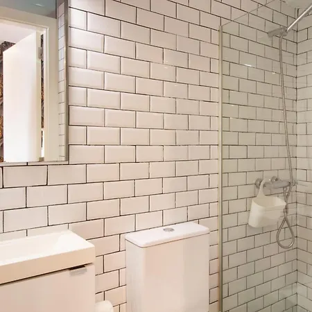 Alto Da Lapa House W Parking By Lovelystay * פורטו