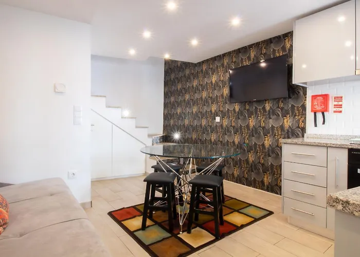 Alto Da Lapa House W Parking By Lovelystay Villa Oporto