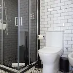Alto Da Lapa House W Parking By Lovelystay Vila *