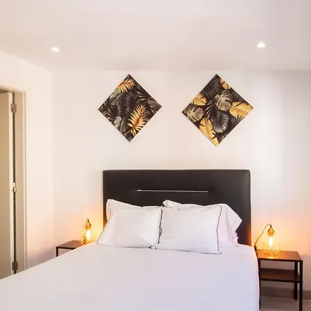 Alto Da Lapa House W Parking By Lovelystay