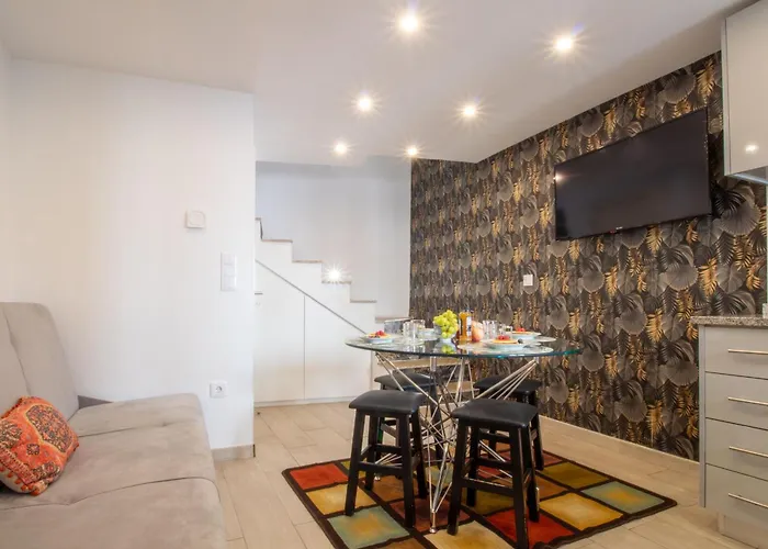 Villa Alto Da Lapa House W Parking By Lovelystay Oporto