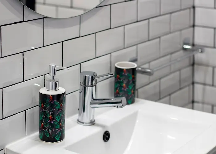 Alto Da Lapa House W Parking By Lovelystay *