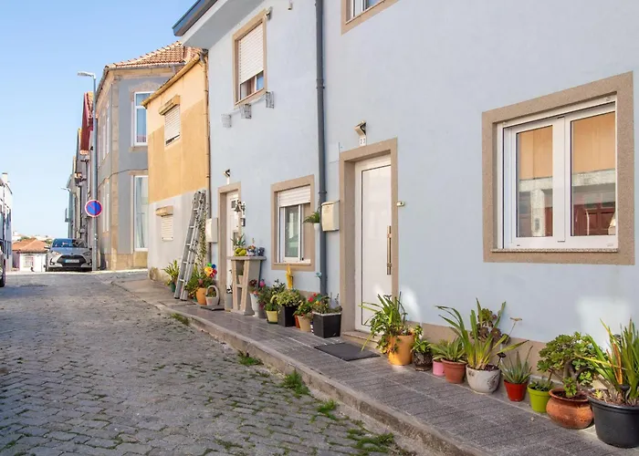 Alto Da Lapa House W Parking By Lovelystay Villa *