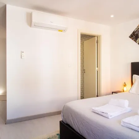 Villa Alto Da Lapa House W Parking By Lovelystay Porto
