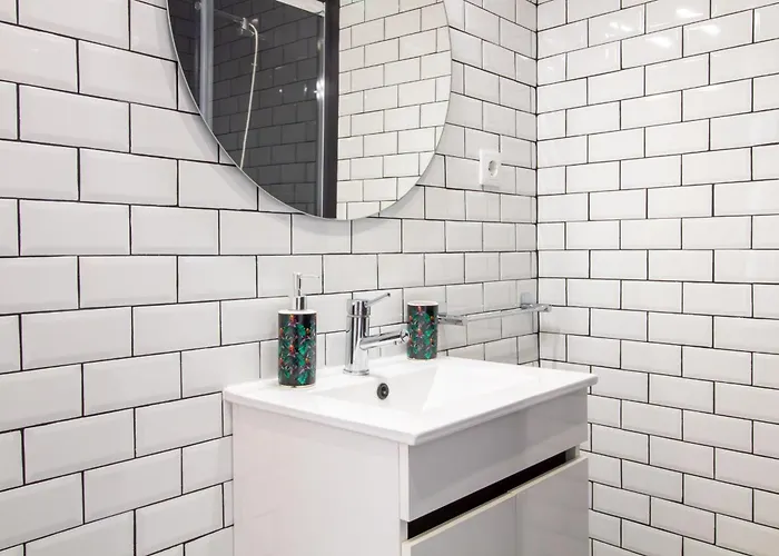 Alto Da Lapa House W Parking By Lovelystay