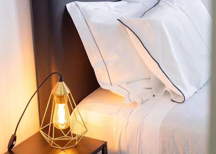 Alto Da Lapa House W Parking By Lovelystay Villa *